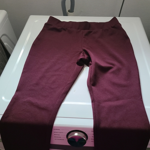 Pull on pants - Picture 2 of 4